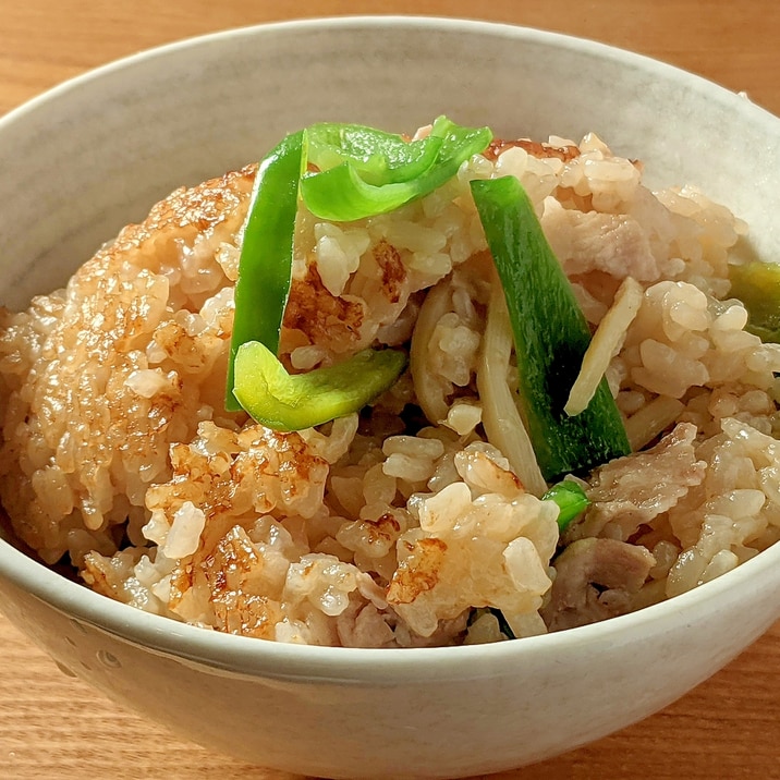 青椒肉絲風炊き込みご飯